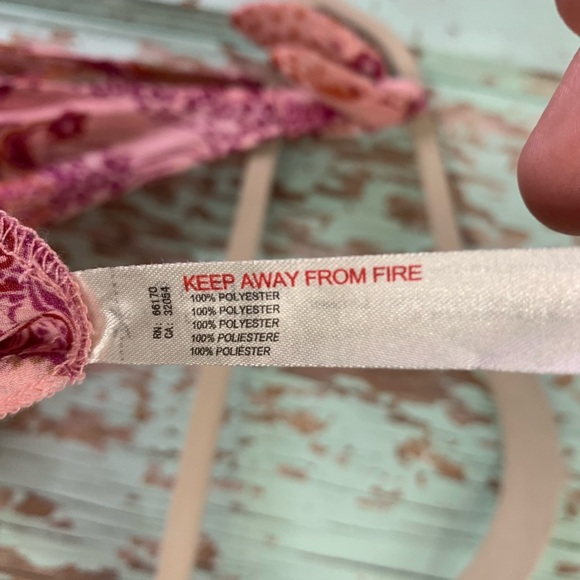 NWT Women’s Free People pink floral crop top with tie shoulder straps - Picture 5 of 7